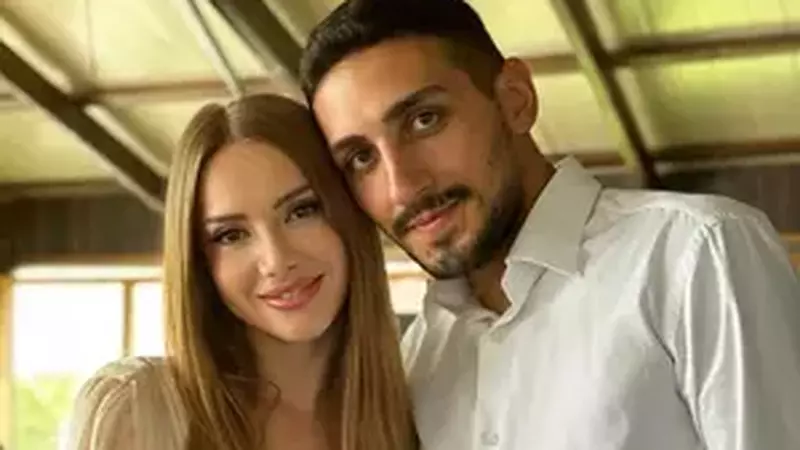 Otilia Bilionera va respecta tradițiile turcești la nuntă: "Ești îngropată în aur: la gât, toată mâna plină de brățări". Ce rochie de mireasă va avea