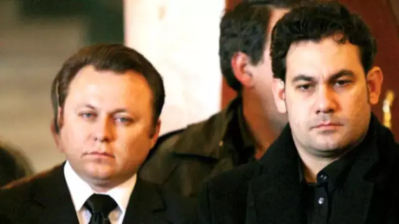 Dragoș Dolănescu îl atacă iar pe Ionuț Dolănescu: "Unde-s hainele lui tata? Unde este muzeul pe care ai promis că-l faci?"