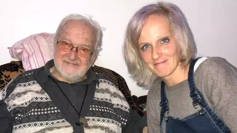 Fiica adoptivă a lui Constantin Codrescu a câștigat prima luptă în instanță cu văduva actorului: "Acum urmează bătălia cea dură"