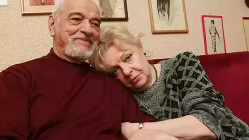 ”Poate că nu trebuia să o incinereze familia. S-a auzit o cucuvea, timp de câteva zile. Porumbelul alb a venit și a stat până în ziua...” Vecinii Ilenei Stana Ionescu susțin că au observat câteva semne divine înainte și după moartea actriței / EXCLUSIV