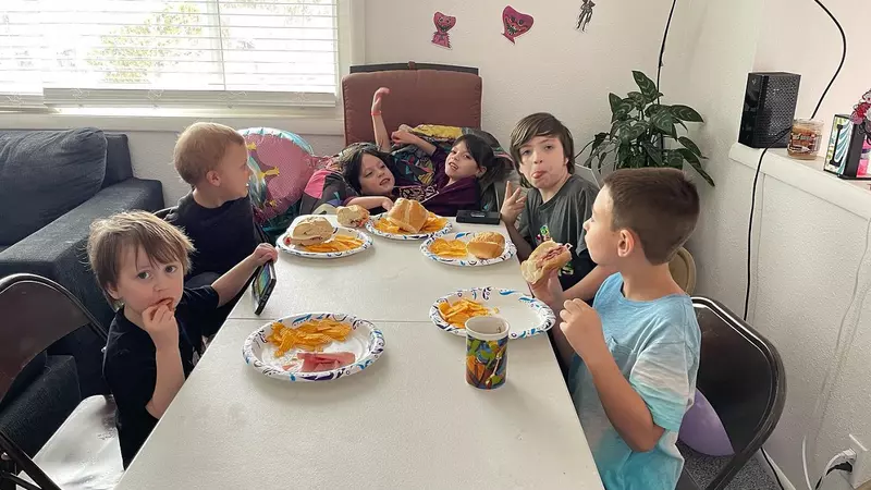 gemenele simeze Callie si Carter 5