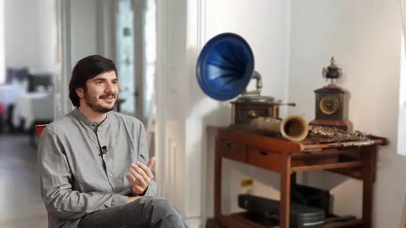 Alex Bogdan 1