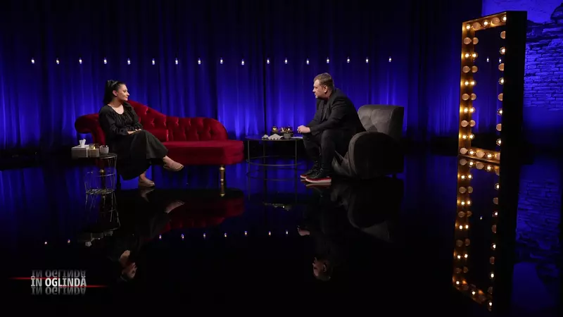 madalina-cretan-la-in-oglinda