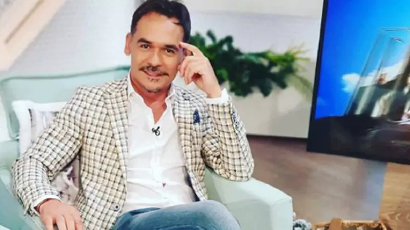 Răzvan Simion în vacanță alături de fosta soție