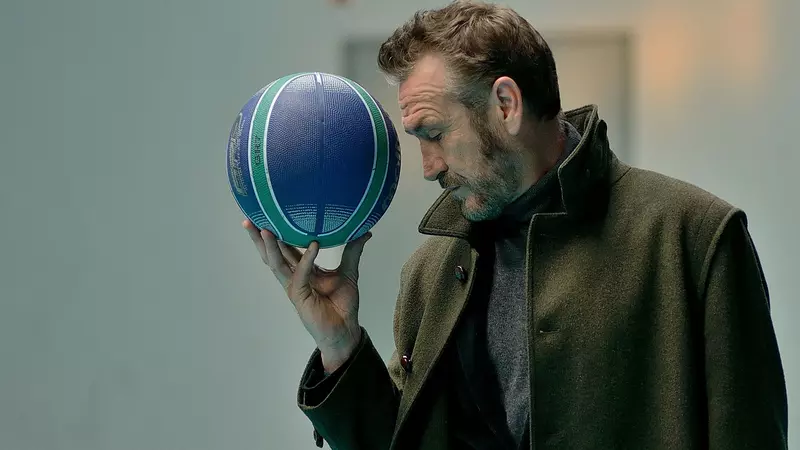 Rocco Schiavone, noul serial la Kanal D2. Imagine cu Marco Giallini din serialul italian