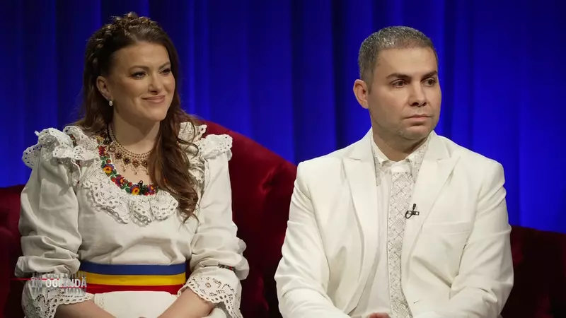 Lavinia Goste si Marius Zorila_ In oglinda (5)