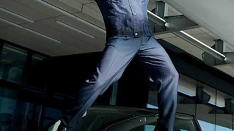 Interviu Razvan Mazilu: "Arta fara erotism nu se poate"