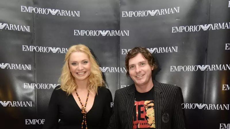 Vedete la aniversarea unui magazin de lux