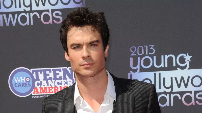 [FOTO] Vedete pe covorul roşu la Young Hollywood Awards 2013