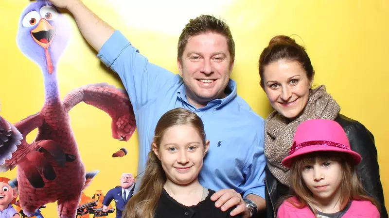 [FOTO] Vedetele au petrecut în familie la cinema