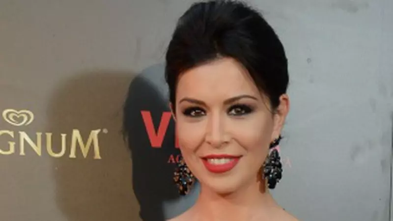 VIDEO: Petrecerea VIVA! 15 ani - Simona Pătruleasa, Dana Sota şi Mihai Găinuşă