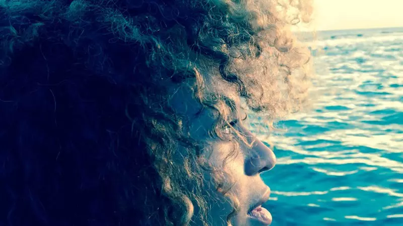 10 vedete curajoase care au renunţat la make-up 