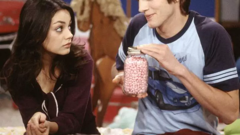 Vedete care s-au sărutat pentru prima dată la TV