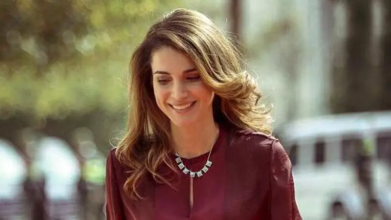 Regina Rania împlineşte 45 de ani: Când frumseţea şi eleganţa se întâlnesc