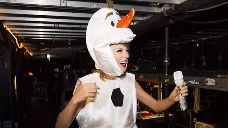 Cum s-au costumat vedetele de la Hollywood de Halloween