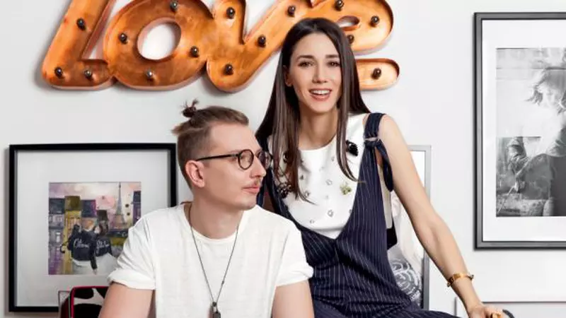 Acasă la Diana Enciu şi Otravă - Doi bloggeri şi o casă cu poveşti