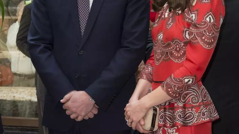 Kate Middleton – Început perfect de turneu în India. Ţinutele minunate purtate de Ducesă