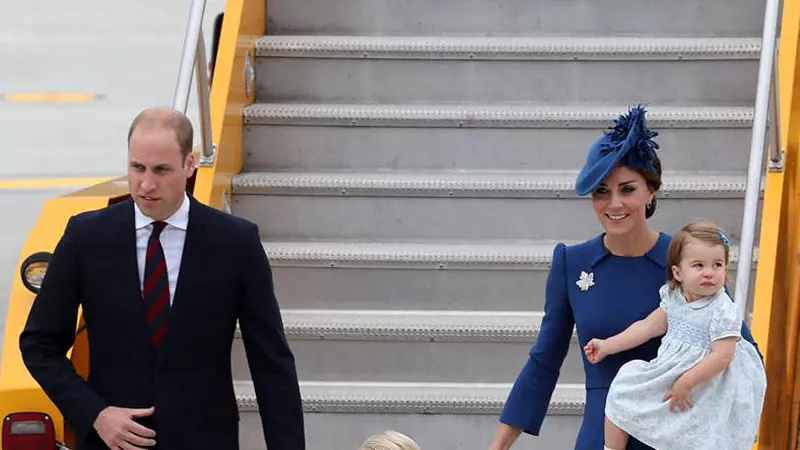 Prinţul William, Ducesa de Cambridge şi cei doi copii ai lor vizitează Canada