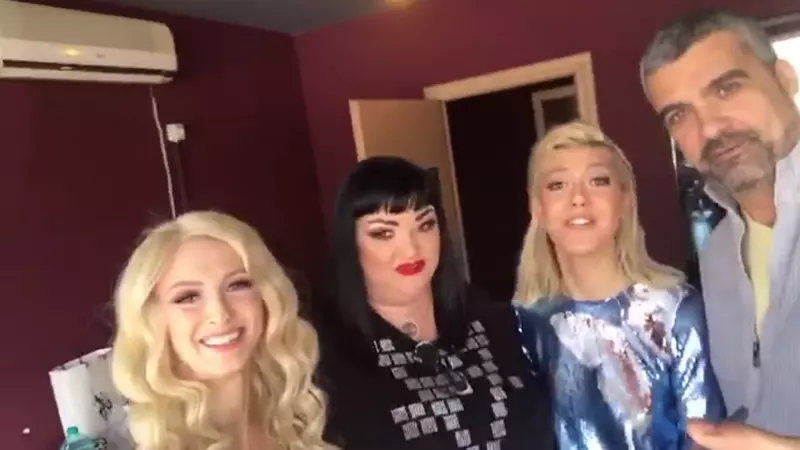 Vedetele au cântat „Hora Unirii”