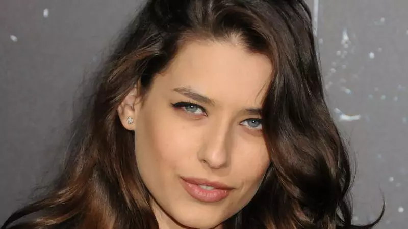 Ce ascunde Alice Peneacă în poşetă