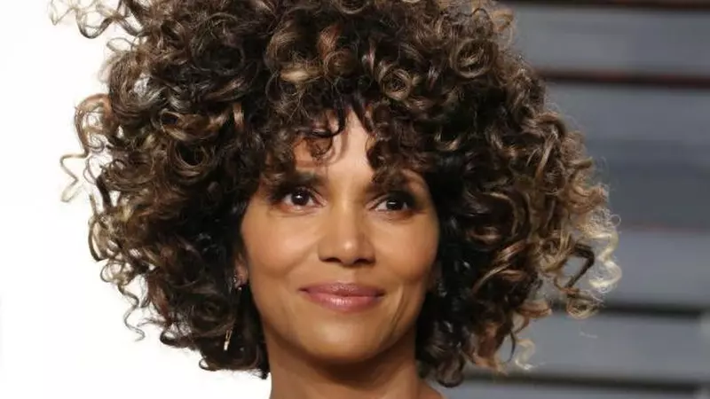 Top 10 celebrități fără operații estetice