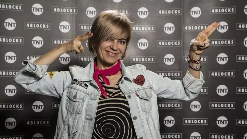 Vedete la o petrecere cu probleme și covoare persane