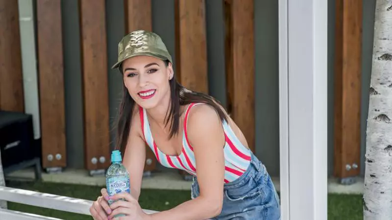 Cătălina Ponor – Making of Viva! iulie