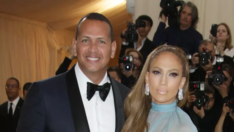 Jennifer Lopez și Alex Rodriguez - prima vacanță în doi. Diva este absolut fermecată de iubitul ei