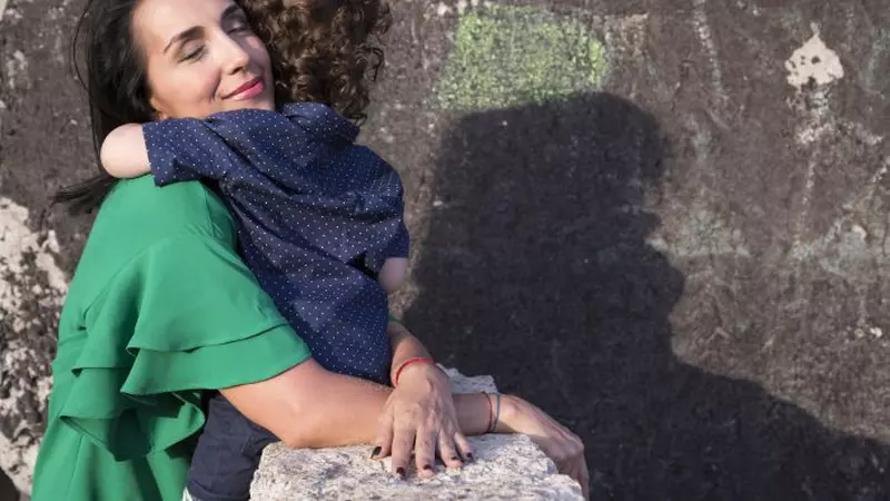 Emma Zeicescu a sărbătorit ziua fiului său printr-un pictorial emoționant