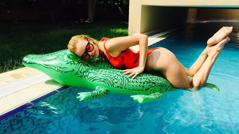 Cum și-au petrecut vedetele ultimele zile de Iulie