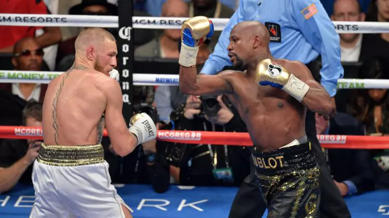 Eleganță și multe celebrități la meciul dintre Mayweather și McGregor. Cine sunt vedetele care au venit să îi susțină