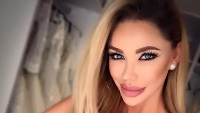 Vedetele își amintesc de prima iubire. Când s-au îndrăgostit prima dată și de cine