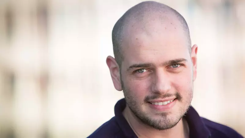 Vedetele ne-au spus cât de des obișnuiesc să meargă în club