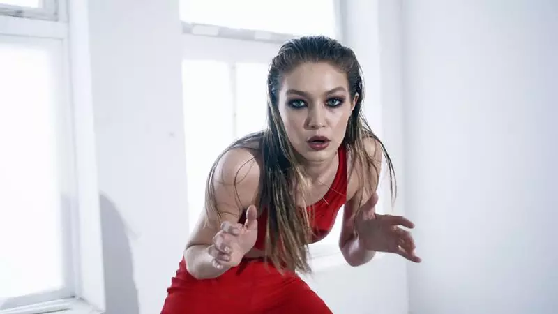 Gigi Hadid, ai uitat că eşti neepilată? Apariţia ruşinoasă a supermodelului