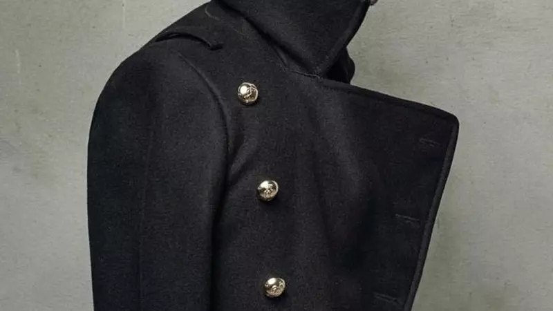 Vezi ce se poartă în sezonul rece! Trebuie să ai neapărat lucrurile astea în garderobă