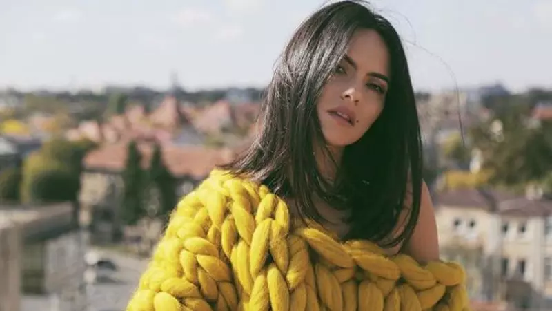 Inna, alături de Gigi Hadid pe covorul roșu, la Săptămâna Modei de la Milano!