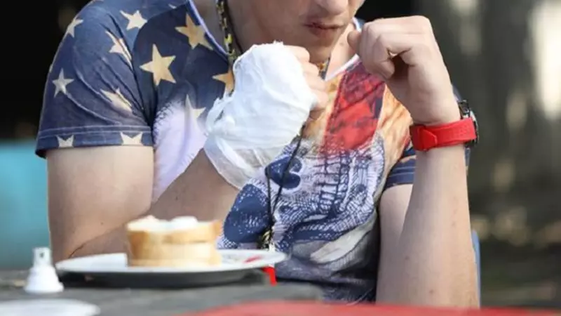 Giani din "Las Fierbinţi" ne-a povestit despre viaţa sa: "Mama a ţinut să fac actorie!" / EXCLUSIV