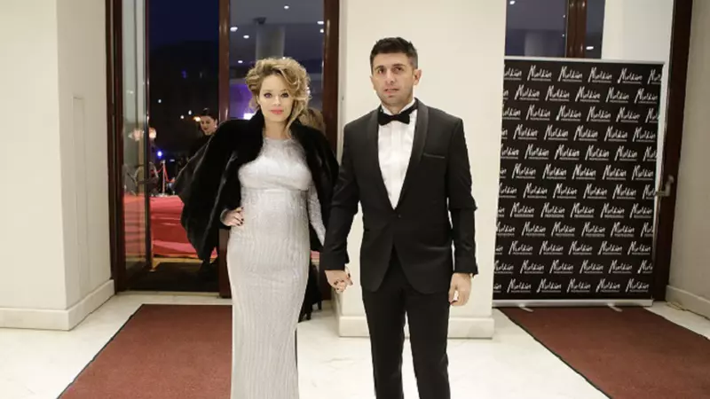 Laura Cosoi, nerăbdătoare să-şi cunoască fetiţa. Viitorul tătic vrea să asiste la naştere - EXCLUSIV