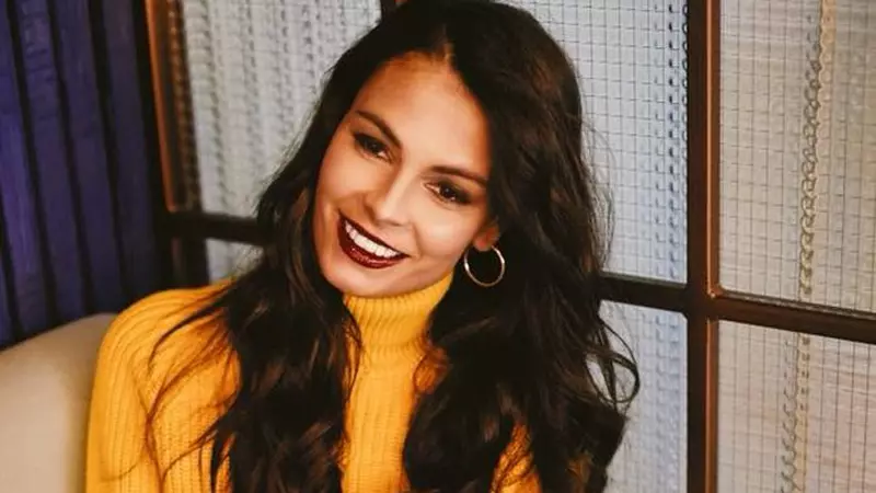 Iubirea, secretul frumuseții. Anca Serea: ”Acum există operații și nu mai știi care e cel frumos cu adevărat”