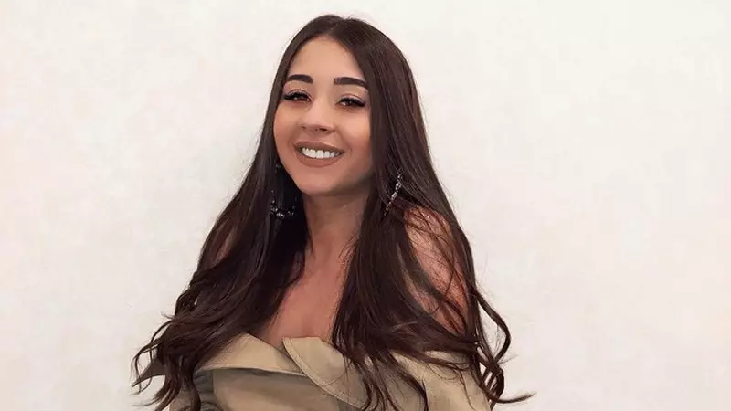 Relaţia de două luni a lui Nicole Cherry s-a terminat. "Eu nu las ca cineva să profite de mine"