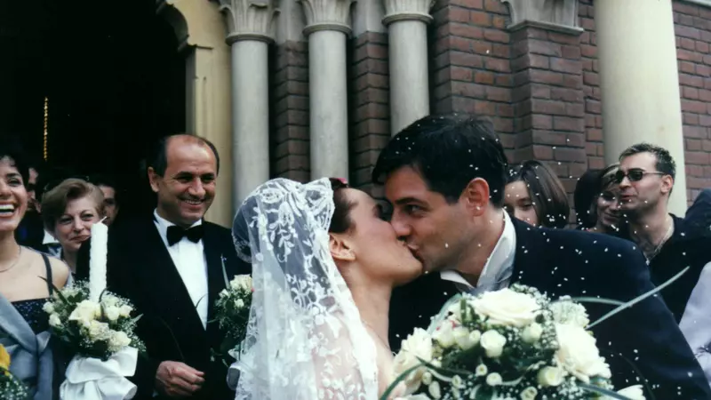 Andreea Esca, o mireasă ca o regină. IMAGINI DE ARHIVĂ de la nunta celei mai cunoscute știriste