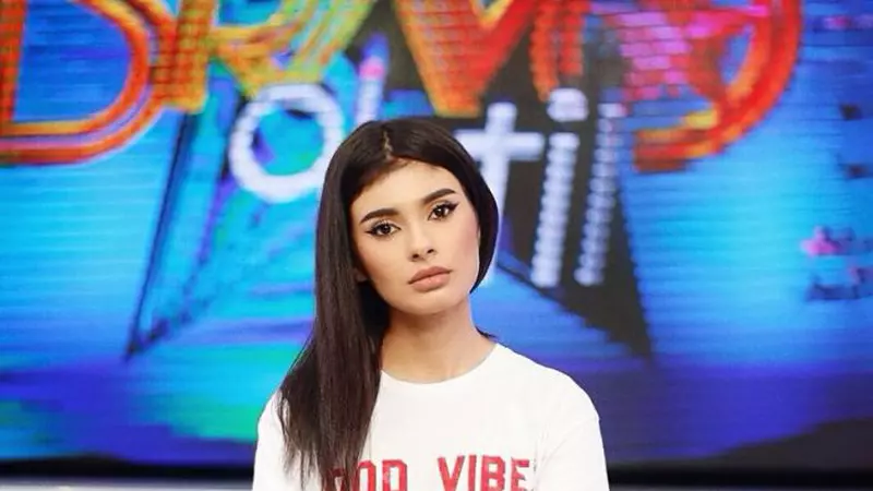 Marisa de la ”Bravo, ai stil”, despre relația cu iubitul ei: ”El e omul care mă definește și care mă completează”