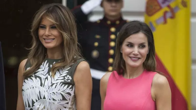 Melania Trump şi Regina Letizia a Spaniei - duelul ţinutelor. Rochiile purtate la întâlnirea de la Casa Albă - FOTO