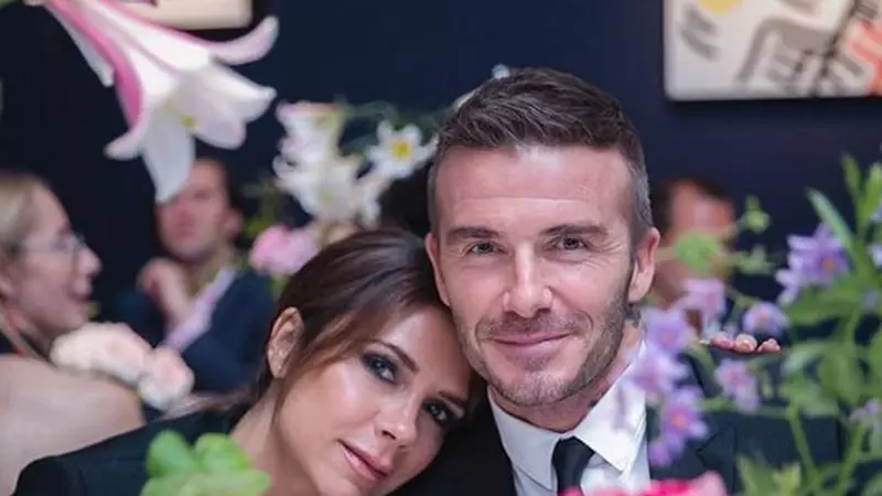 Victoria și David Beckham – 19 ani de căsnicie și 14 inele de logodnă!