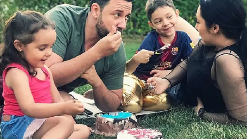 Andra şi Cătălin Măruţă au plecat în vacanţă, cu copiii! Unde se relaxează cei patru