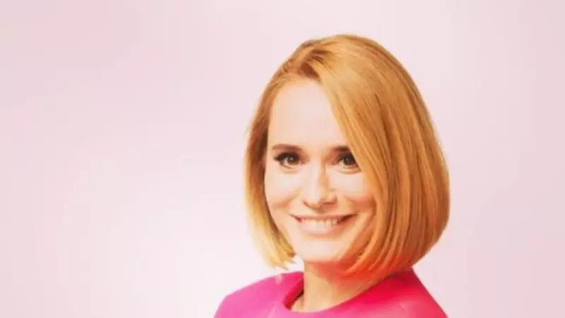 Andreea Esca şi-a schimbat look-ul pentru o perioadă. Aşa arată acum celebra prezentatoare TV