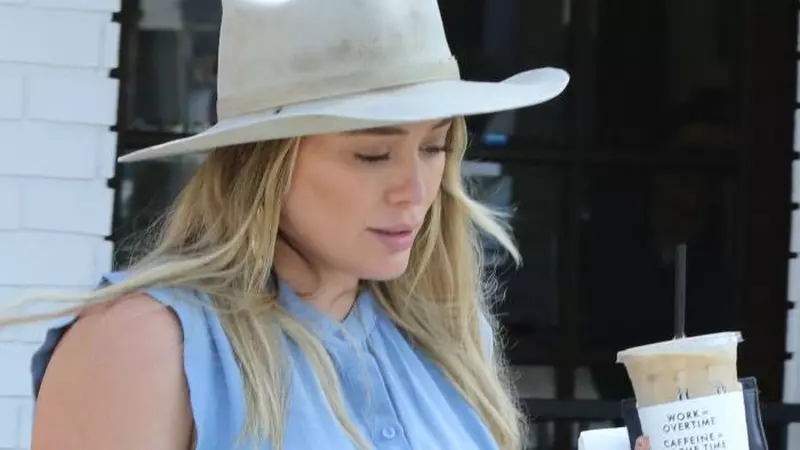 Hilary Duff s-a îngrăşat foarte mult pe parcursul sarcinii. Imagini inedite cu actriţa
