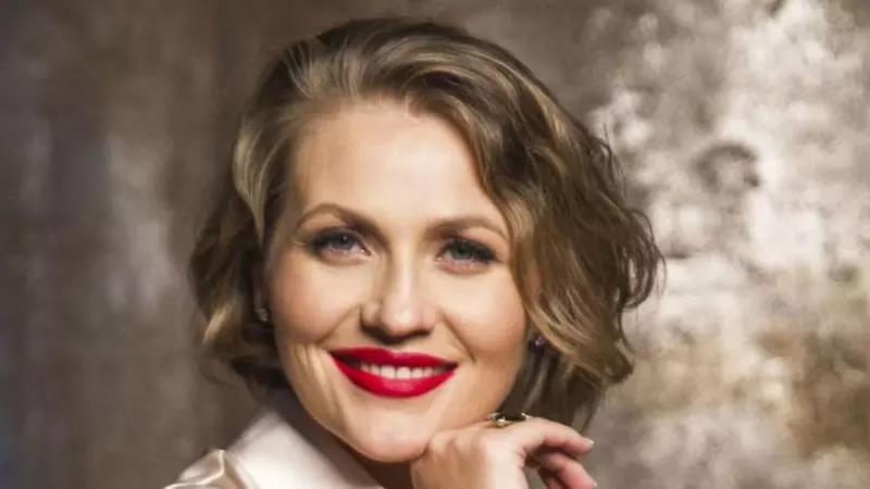 Cum arată Mirela Vaida însărcinată în cinci luni! Sarcina prezentatoarei TV a evoluat