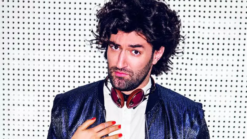 Evoluția lui Smiley din 2009 până azi. Cum arăta artistul acum 10 ani!