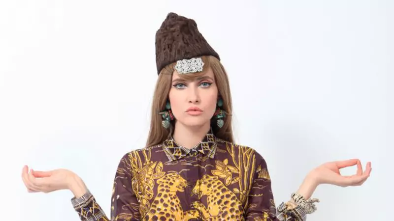 Cum arăta Iulia Albu la 20 de ani, înainte de a fi celebră și excentrică. FOTO de colecție!